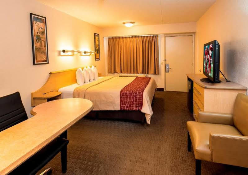 Red Roof Inn Plus+ Nashville Airport Esterno foto